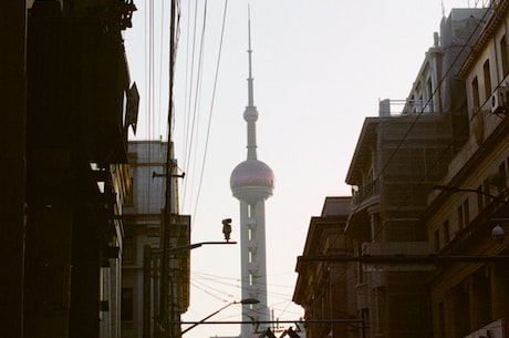 游览晴空塔，上海繁华市区的独特风景